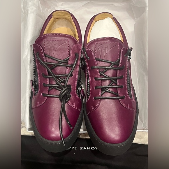 NWT
Giuseppe Zanotti
Frankie low-top leather sneakers - Picture 3 of 5